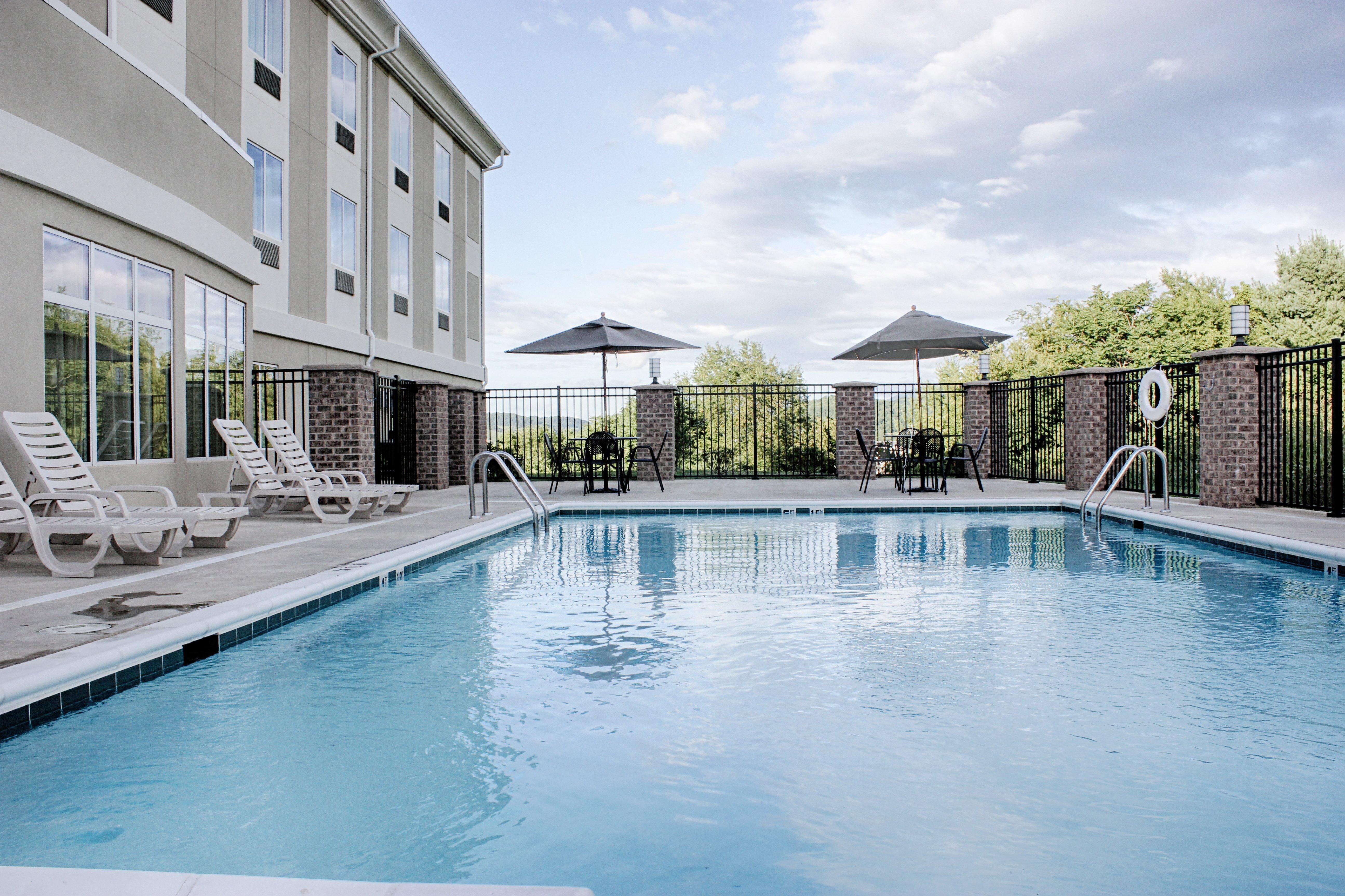 Holiday Inn Express & Suites Lebanon By Ihg Luaran gambar