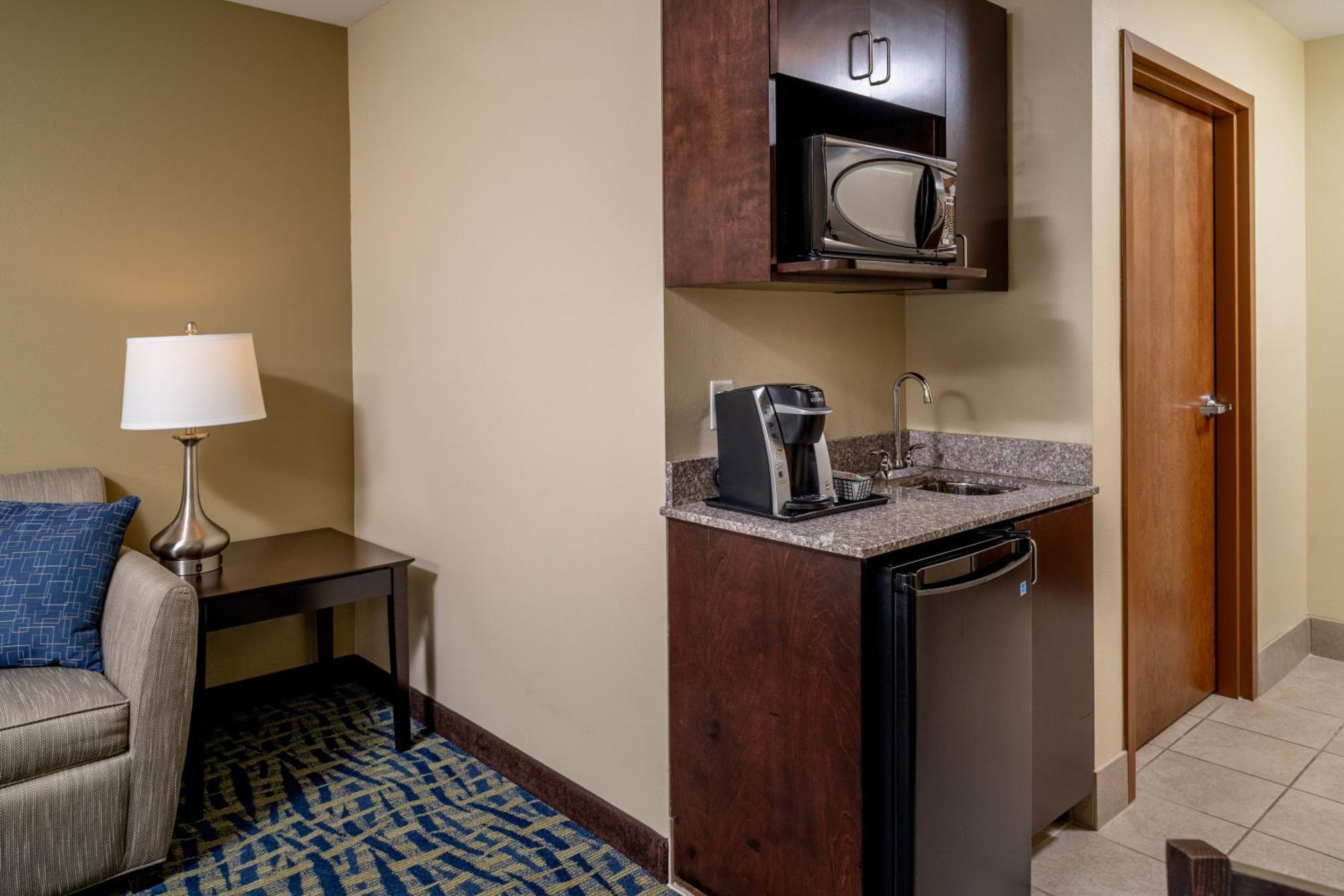 Holiday Inn Express & Suites Lebanon By Ihg Luaran gambar