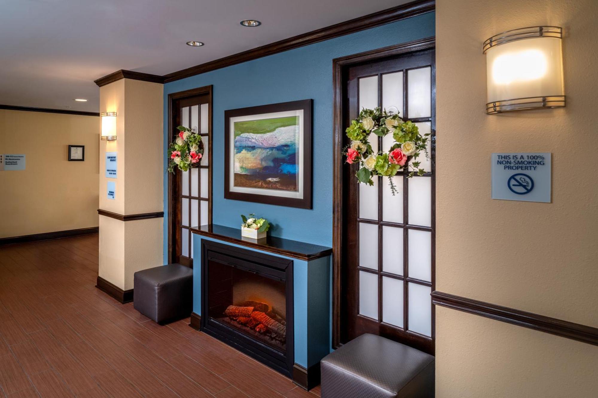 Holiday Inn Express & Suites Lebanon By Ihg Luaran gambar