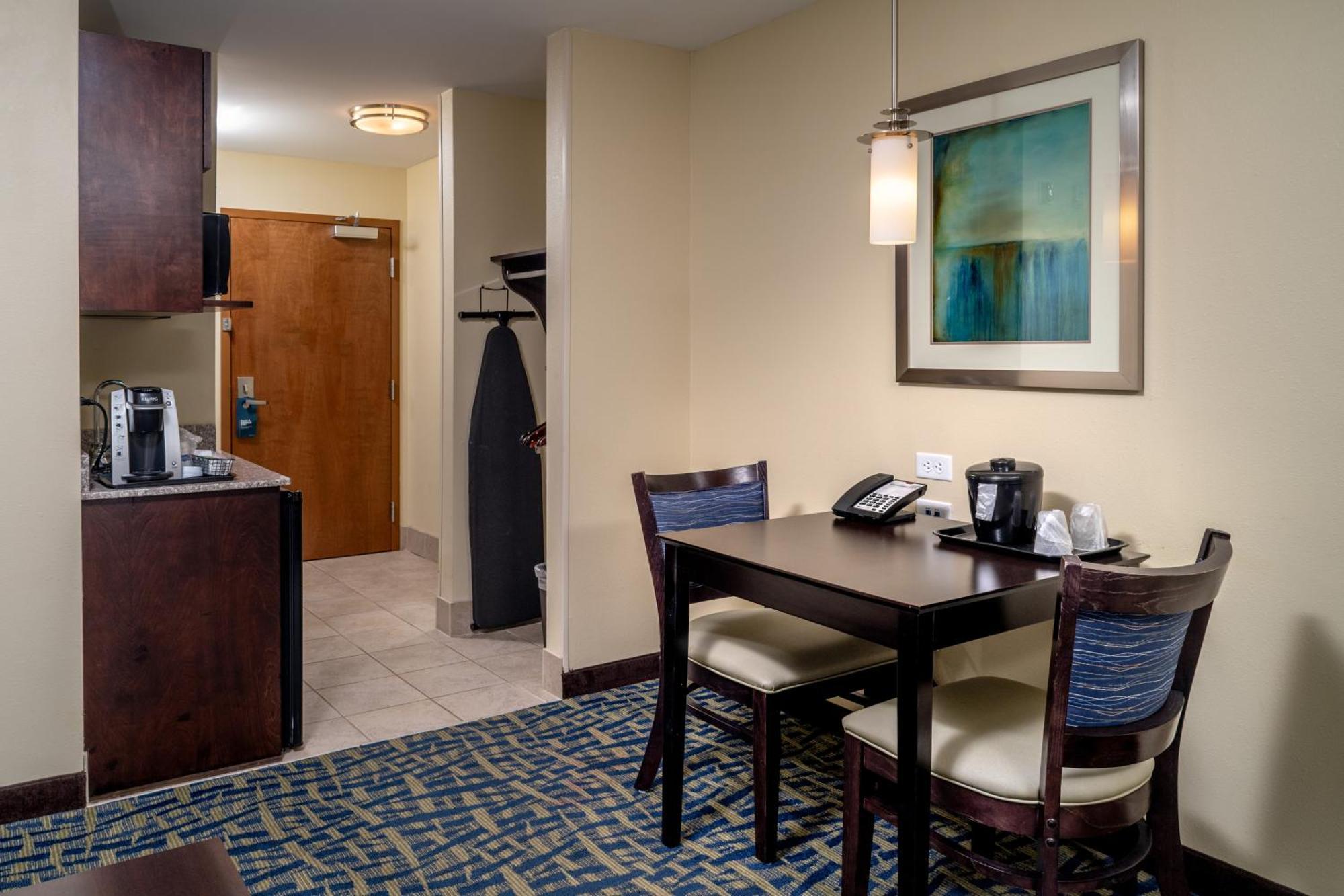 Holiday Inn Express & Suites Lebanon By Ihg Luaran gambar